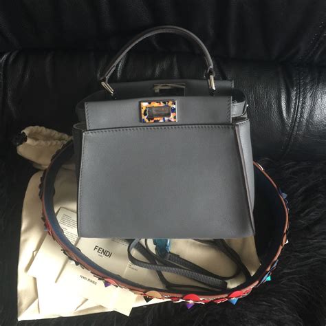 sac fendi peekaboo soldes|Fendi peekaboo.